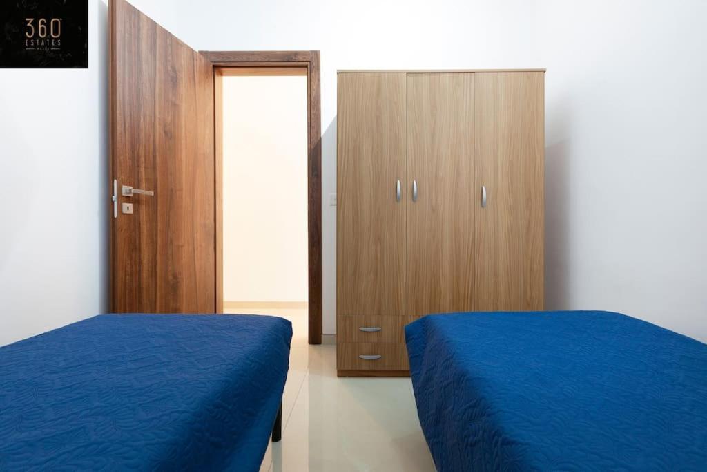 Comfy Apt With Terrace, 5 Mins To Sliema Ferries By 360 Estates グジラ エクステリア 写真